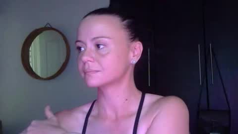 Snapshot of mrs_bunny_swing chatting on 10, 4, 2026 mrs_bunny_swing online show from 10, 4, 2026