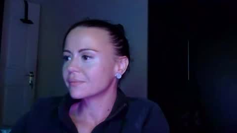 Snapshot of mrs_bunny_swing chatting on 15, 4, 2026 mrs_bunny_swing online show from 15, 4, 2026