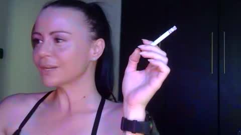Snapshot of mrs_bunny_swing chatting on 3, 5, 2026 mrs_bunny_swing online show from 3, 5, 2026