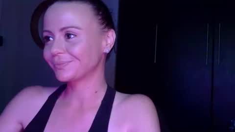Snapshot of mrs_bunny_swing chatting on 5, 5, 2026 mrs_bunny_swing online show from 5, 5, 2026
