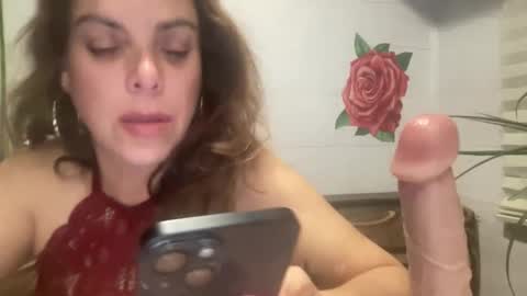 Snapshot of mrs_kinkie chatting on 11, 1, 2025 mrs_kinkie online show from 11, 1, 2025