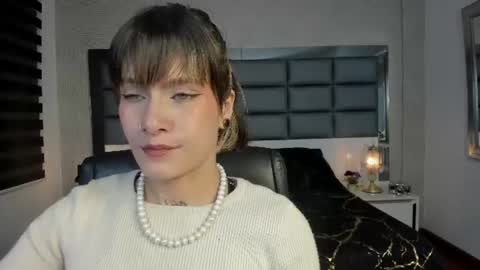 Snapshot of mrs_regina_clk chatting on 6, 7, 2026 Regina online show from 6, 7, 2026