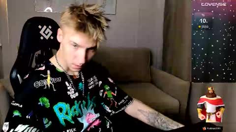 Snapshot of mrsexycum4u chatting on 26, 10, 2025 Adam online show from 26, 10, 2025