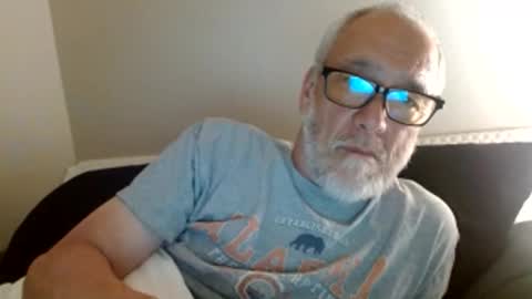 mrtease5 online show from 22, 4, 2026