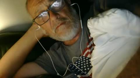 Snapshot of mrtease5 chatting on 19, 7, 2026 mrtease5 online show from 19, 7, 2026