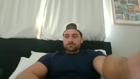 mrthickly818 online show from 20, 3, 2026