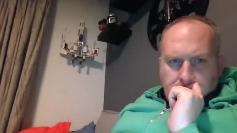 Snapshot of mrzwolle chatting on 18, 12, 2024 mrzwolle online show from 18, 12, 2024