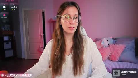 Snapshot of ms_allison chatting on 27, 4, 2026 Allison online show from 27, 4, 2026