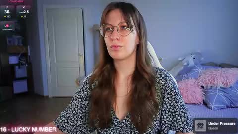 Snapshot of ms_allison chatting on 7, 5, 2026 Allison online show from 7, 5, 2026