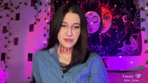 Dita online show from 4, 2, 2026