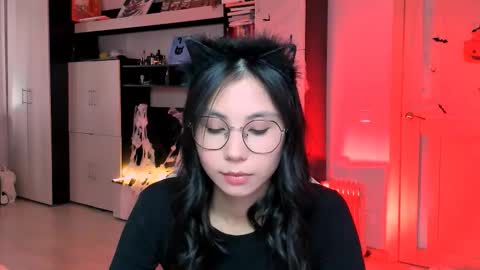 ms_emily_ online show from 27, 10, 2025