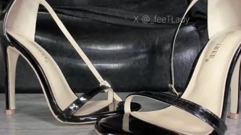 Snapshot of ms_enigma chatting on 14, 10, 2025 Goddess. Miss. Lady. Queen. Madam Milady online show from 14, 10, 2025