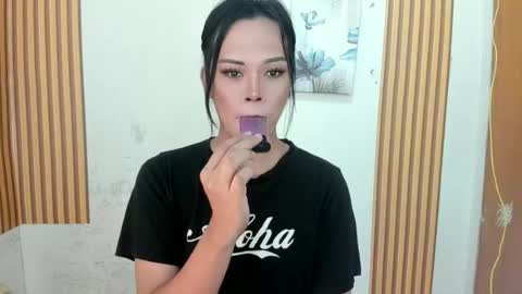 Snapshot of ms_selenaxx chatting on 18, 6, 2026 selena online show from 18, 6, 2026