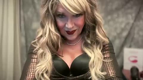 mskarentoy online show from 17, 10, 2025