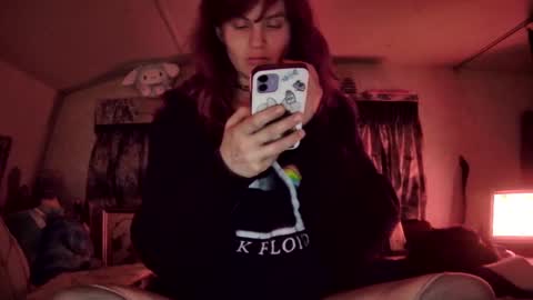 Snapshot of msmallow chatting on 4, 12, 2024 Mallow online show from 4, 12, 2024