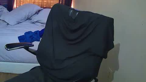 Snapshot of muffdiver718 chatting on 17, 2, 2025 Muffdiver online show from 17, 2, 2025