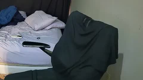 Snapshot of muffdiver718 chatting on 24, 2, 2025 Muffdiver online show from 24, 2, 2025