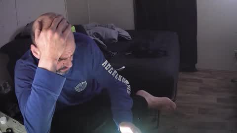 Snapshot of muffdiver718 chatting on 24, 2, 2026 Muffdiver online show from 24, 2, 2026