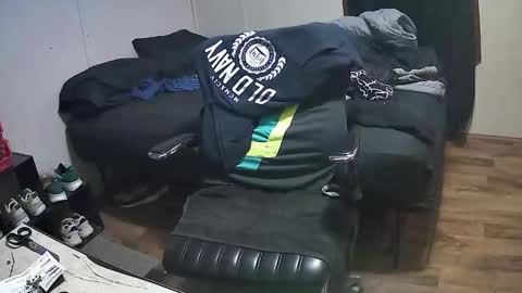 Snapshot of muffdiver718 chatting on 2, 3, 2026 Muffdiver online show from 2, 3, 2026