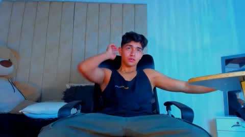 Snapshot of muichiro_tokito1 chatting on 2, 2, 2025 muichiro tokito1 online show from 2, 2, 2025