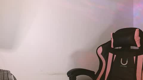 yuli online show from 25, 11, 2025