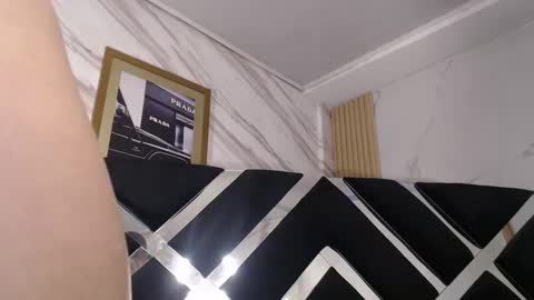 Snapshot of mulan_v chatting on 24, 2, 2025 Live 800am 200pm COLOMBIAN HOUR online show from 24, 2, 2025