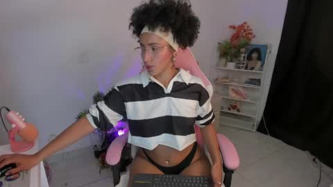 HEY GUYS IF YOU LIKE SEXY SHOW YOU ARE IN THE CORRECT PLACE CU WENESDAY PVT OPEN   TRANSMISSION TIME 5 PM - 10 PM COLOMBIA online show from 31, 3, 2026