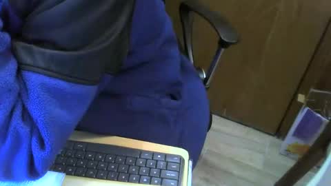 Snapshot of muller520 chatting on 8, 2, 2025 muller520 online show from 8, 2, 2025