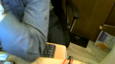 Snapshot of muller520 chatting on 10, 9, 2025 muller520 online show from 10, 9, 2025