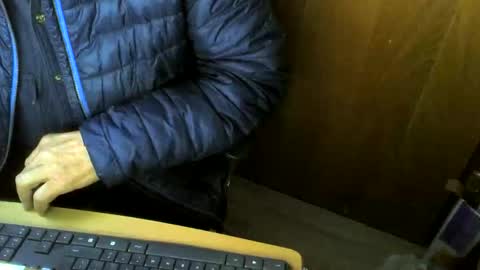 Snapshot of muller520 chatting on 28, 11, 2025 muller520 online show from 28, 11, 2025