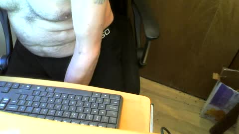 Snapshot of muller520 chatting on 28, 6, 2026 muller520 online show from 28, 6, 2026