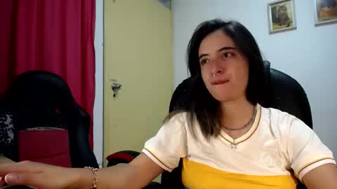 Snapshot of multiorgasmic_6 chatting on 22, 9, 2025 Dani and Alex online show from 22, 9, 2025