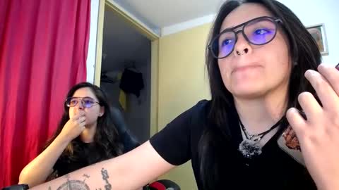 Snapshot of multiorgasmic_6 chatting on 30, 9, 2025 Dani and Alex online show from 30, 9, 2025