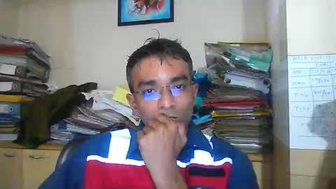 Snapshot of mumbaimonster8inch chatting on 17, 11, 2025 rajesh engineer online show from 17, 11, 2025