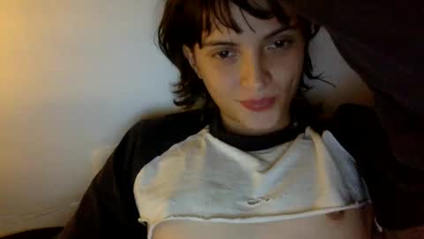 Snapshot of munchi_ chatting on 18, 2, 2025   online show from 18, 2, 2025