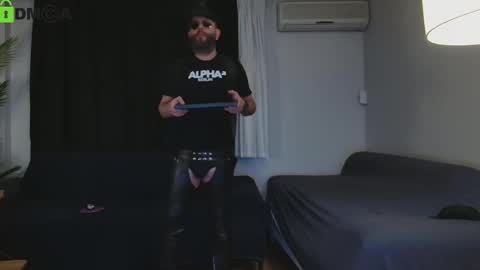 Snapshot of muratturkei chatting on 9, 11, 2025 MasterBros online show from 9, 11, 2025