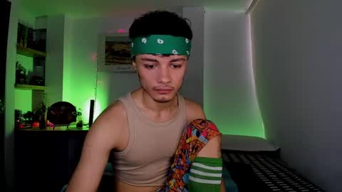 murielkarmesi online show from 6, 1, 2025