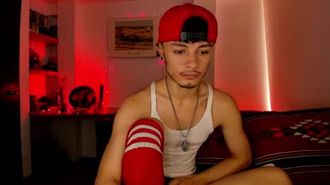 murielkarmesi online show from 14, 1, 2025