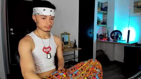 murielkarmesi online show from 16, 1, 2025