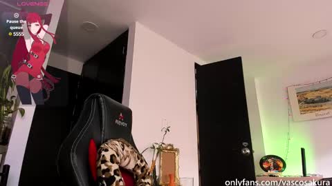 murielkarmesi online show from 6, 2, 2025