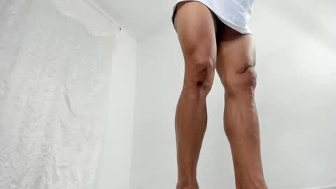 Muscle Man online show from 5, 12, 2025