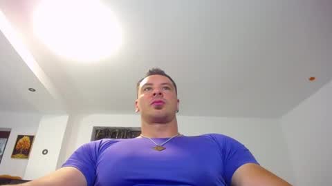 AJ online show from 4, 8, 2026