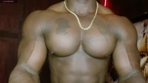 musclegod23 online show from 4, 4, 2026