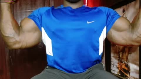 musclegod23 online show from 9, 4, 2026