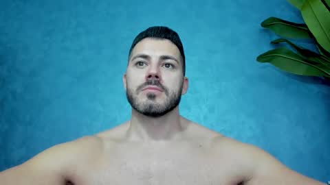 muscularmaster onlyfans online show from 15, 10, 2025