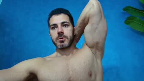 Snapshot of muscularmaster chatting on 22, 6, 2026 muscularmaster onlyfans online show from 22, 6, 2026