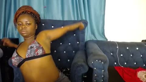 Snapshot of muse_melanin chatting on 8, 2, 2026 Milly online show from 8, 2, 2026