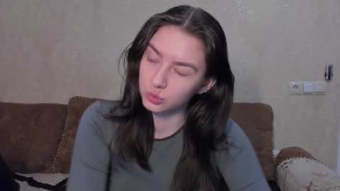 Snapshot of muuur_fam1 chatting on 1, 2, 2026 HEY online show from 1, 2, 2026
