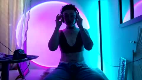 Snapshot of mx_anouk_divine chatting on 28, 2, 2026 Mx. Anouk Divine online show from 28, 2, 2026