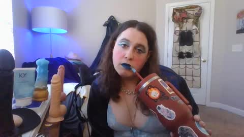 Snapshot of mxsissycharlotte chatting on 12, 3, 2025 Mx Charlotte online show from 12, 3, 2025